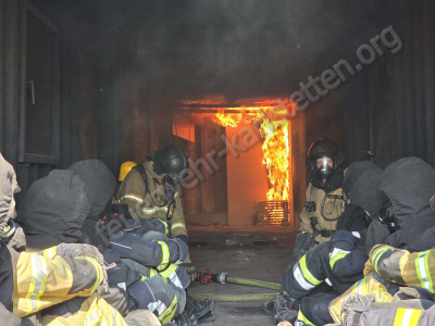 Karlstettner Mitglieder bei Echtfeuerausbildung