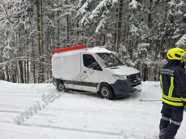 T1 Bergung Transportfahrzeug